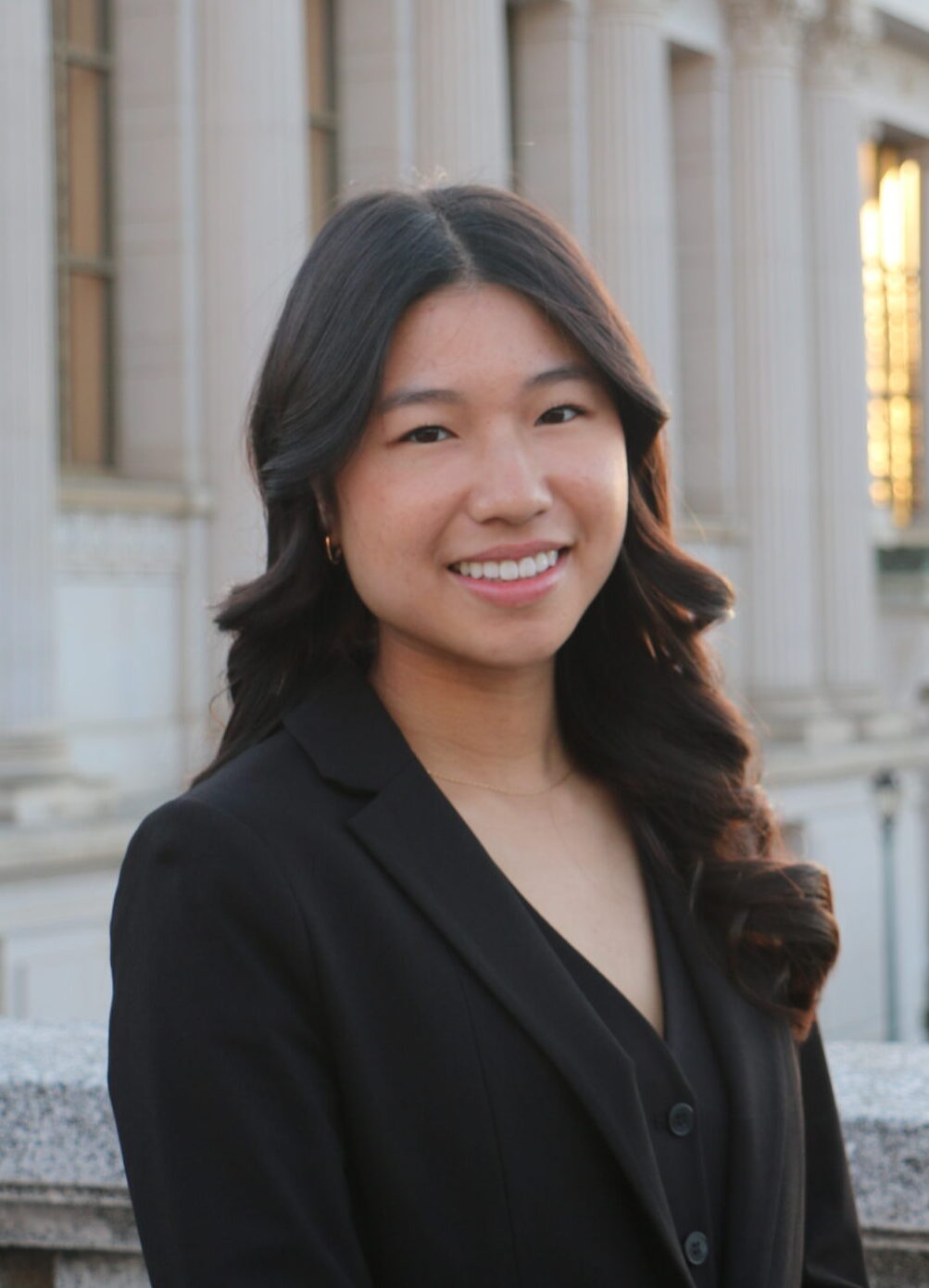 Ellie Lau Headshot scaled e1752593526733