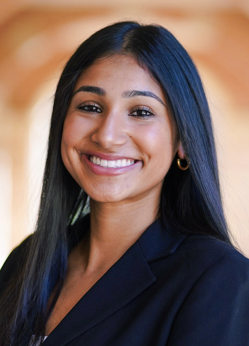 Headshot Anya Modi e1774212817940